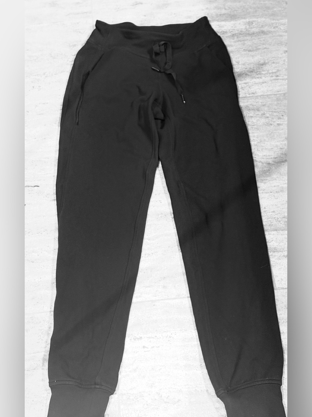 Ladies lululemon Black Athletic Jogger Pants. Size 2